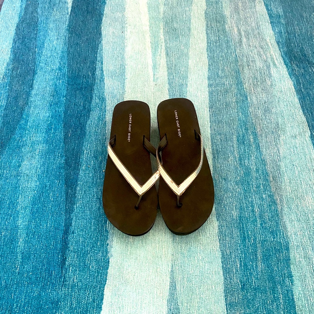 Shiny Platform sandals